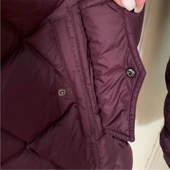 Burberry Women's Quilted Puffer Down Coat - Picture 11 of 11